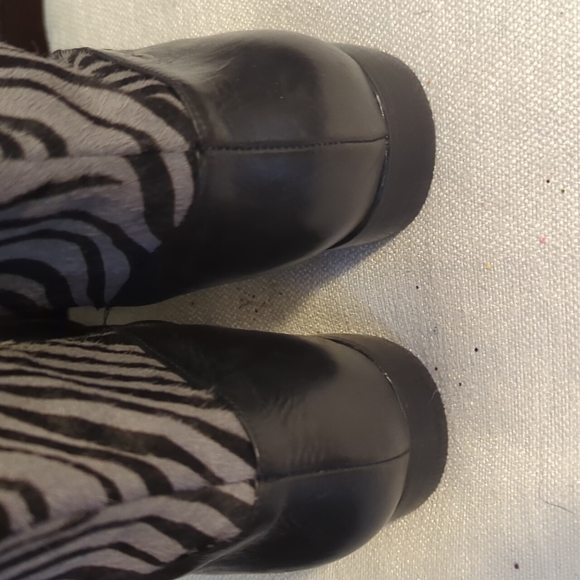 Leather and fabric boots - Picture 6 of 9